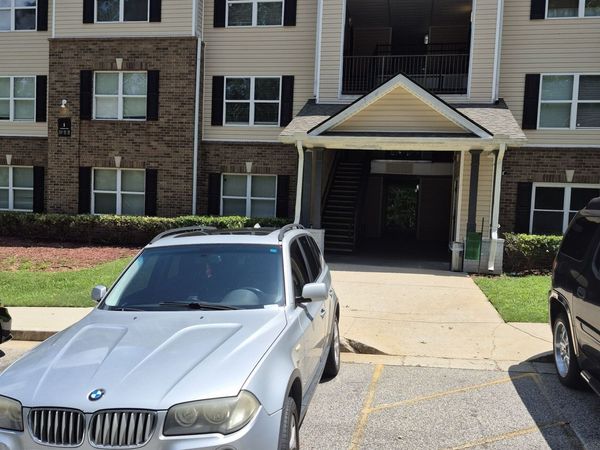 1301 Fairington Village Drive, Lithonia, GA 30038