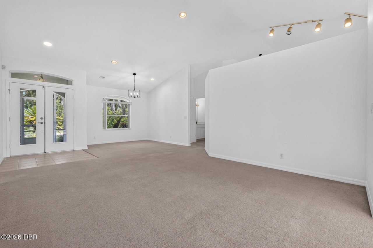 10 Burbank Drive, Palm Coast, FL 32137 Photo
