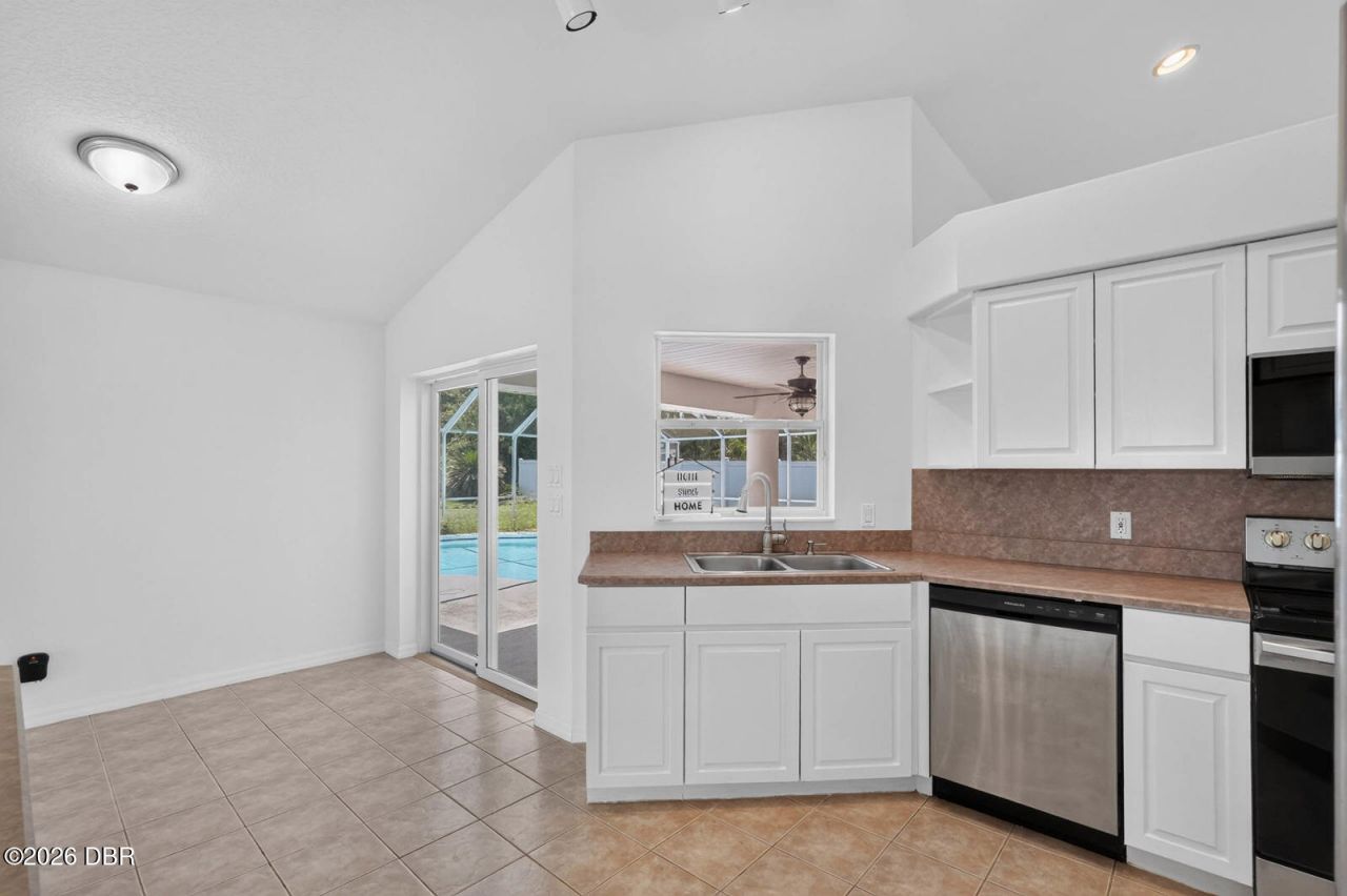 10 Burbank Drive, Palm Coast, FL 32137 Photo