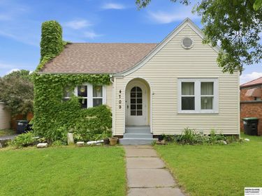 4709 Shirley Street, Omaha, NE 68106