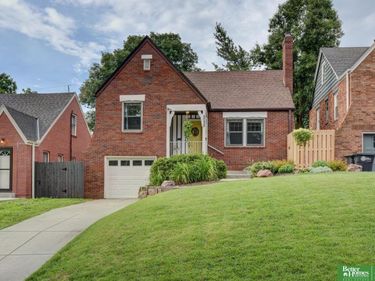 5035 Charles Street, Omaha, NE 68132