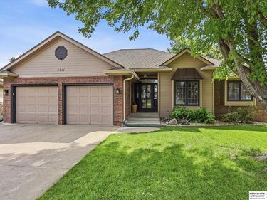 2511 N 155 Street, Omaha, NE 68116