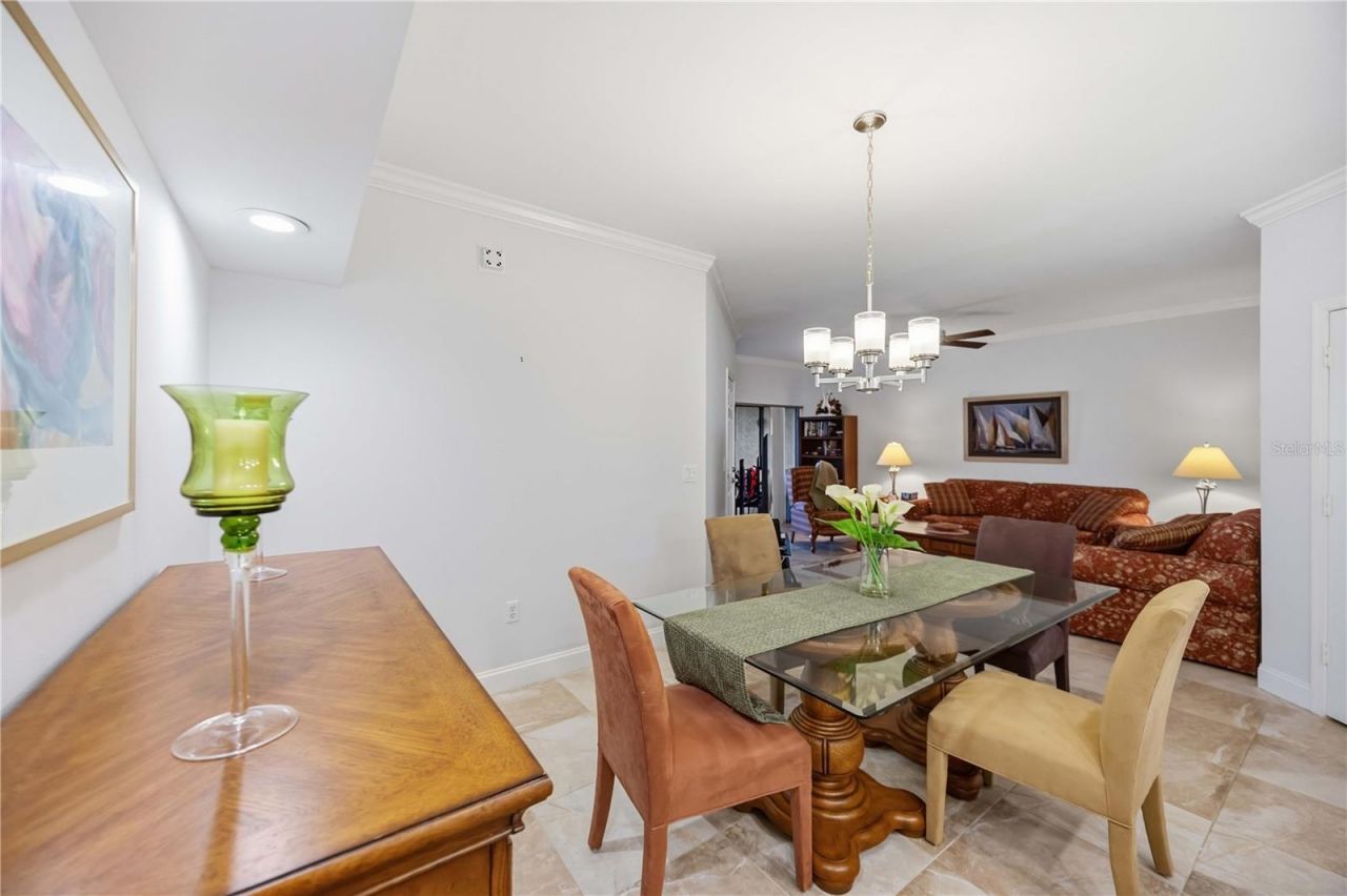 5726 Ashton Lake Drive, Unit 11, Sarasota, FL 34231 Photo