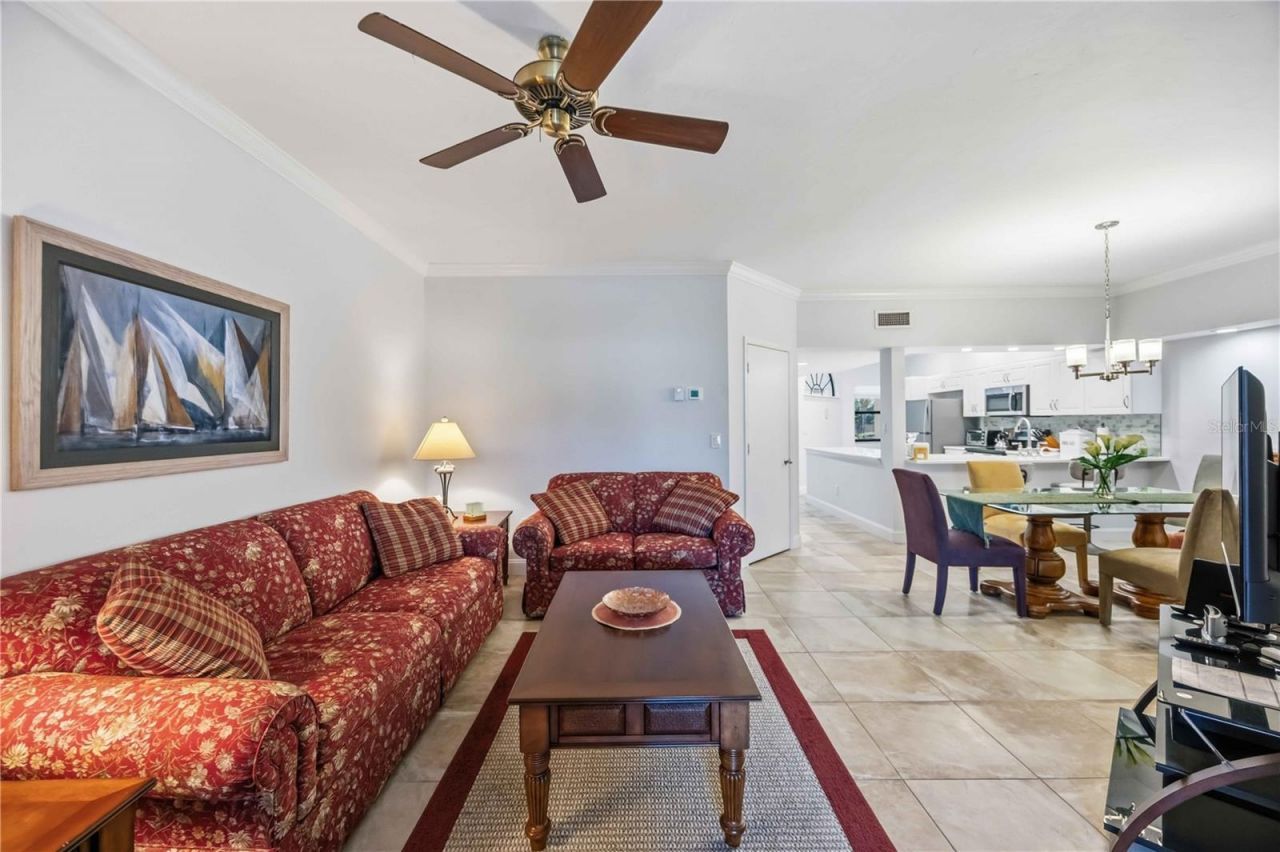 5726 Ashton Lake Drive, Unit 11, Sarasota, FL 34231 Photo
