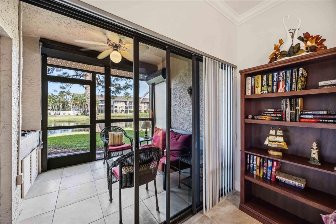5726 Ashton Lake Drive, Unit 11, Sarasota, FL 34231 Photo