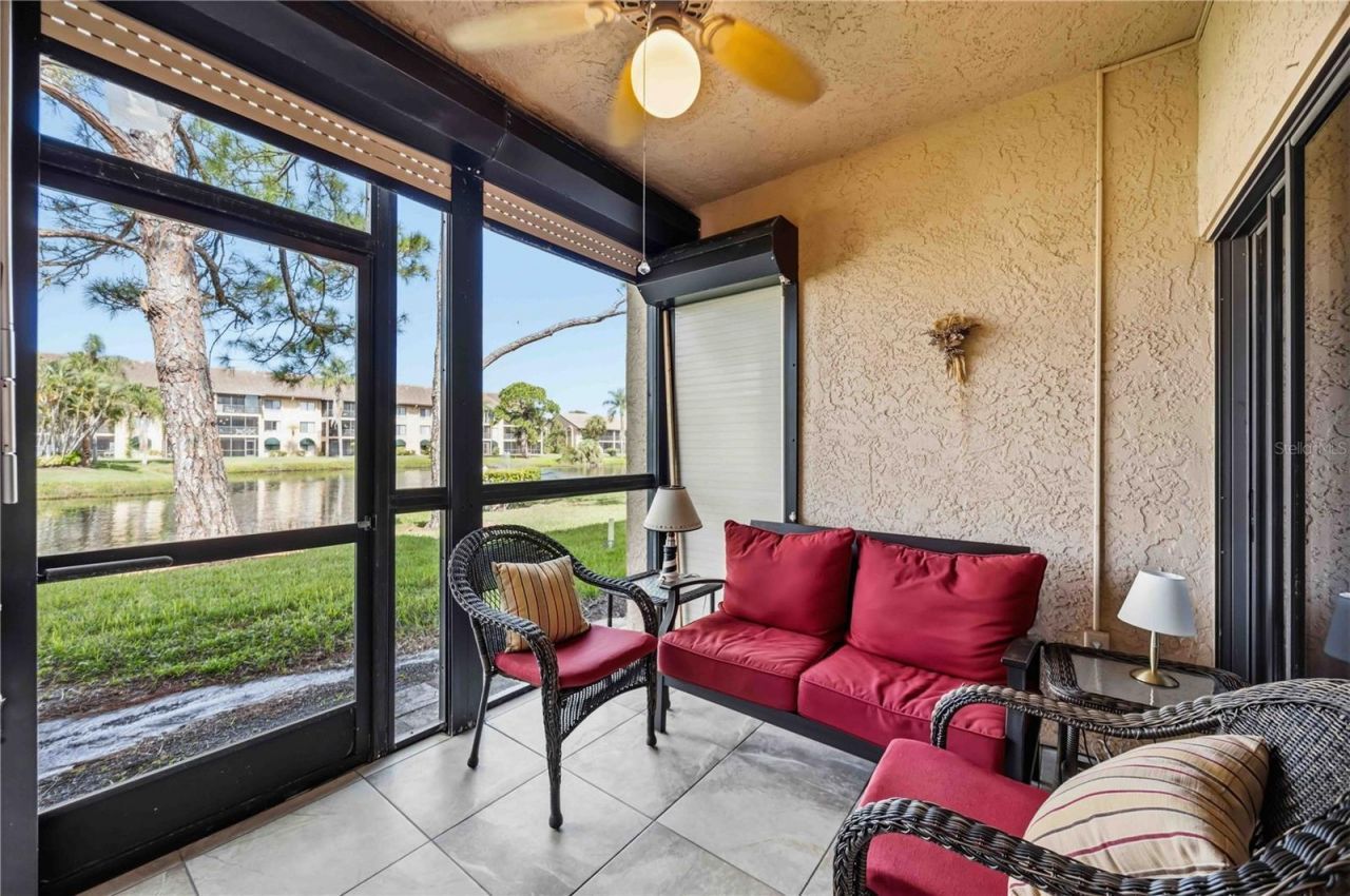 5726 Ashton Lake Drive, Unit 11, Sarasota, FL 34231 Photo