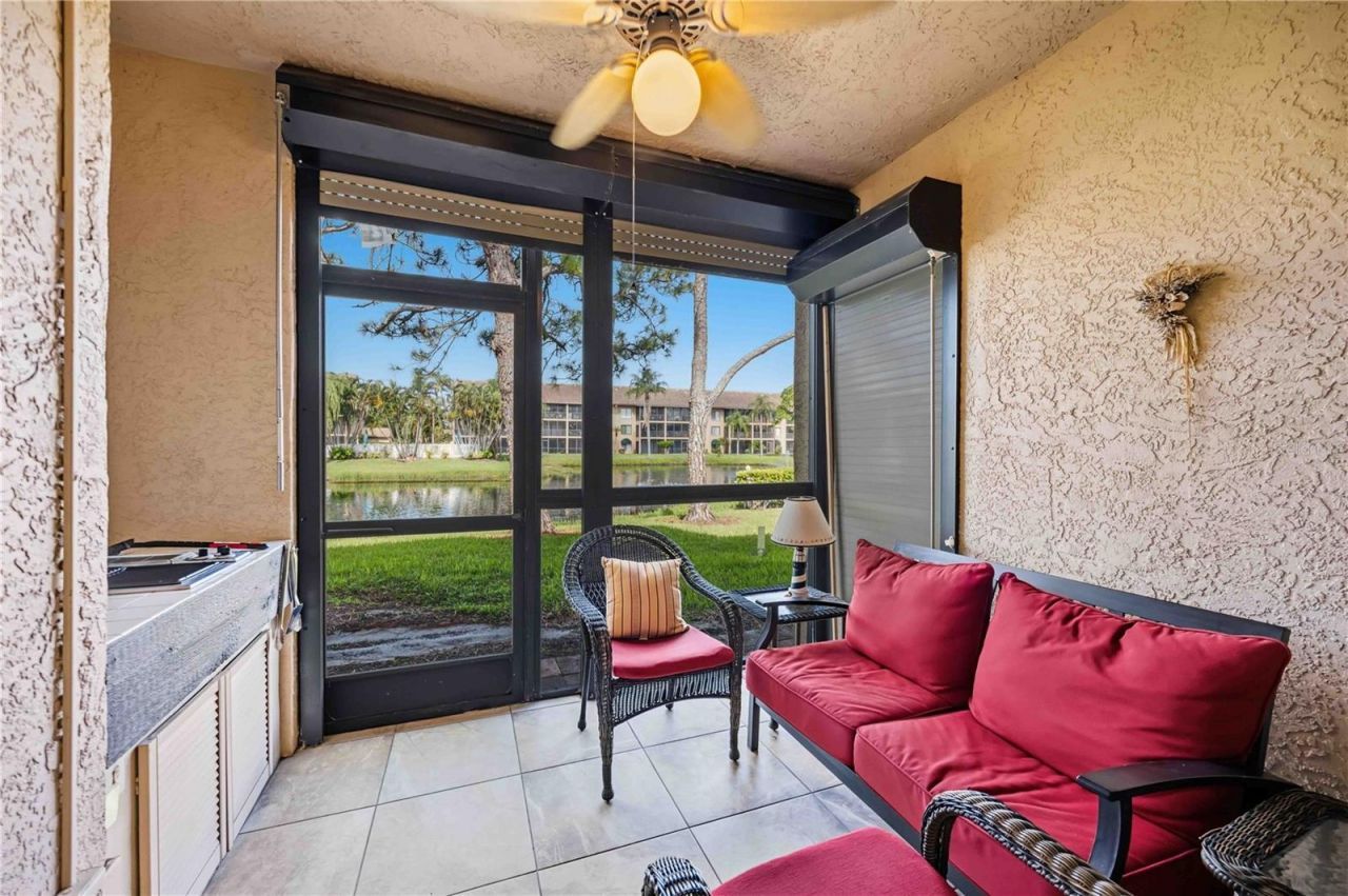 5726 Ashton Lake Drive, Unit 11, Sarasota, FL 34231 Photo