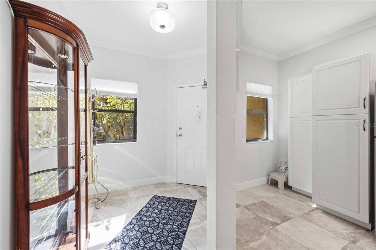 5726 Ashton Lake Drive, Unit 11, Sarasota, FL 34231 Photo