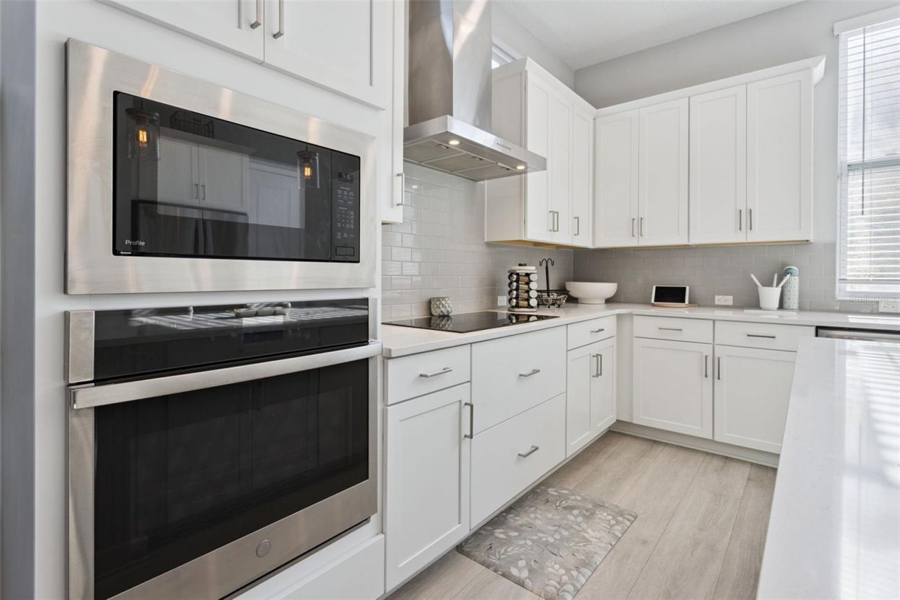 555 N Fern Creek Avenue , Unit 1, Orlando, FL 32803 Photo