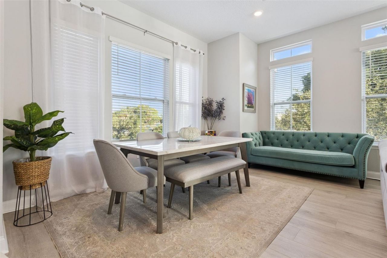 555 N Fern Creek Avenue , Unit 1, Orlando, FL 32803 Photo