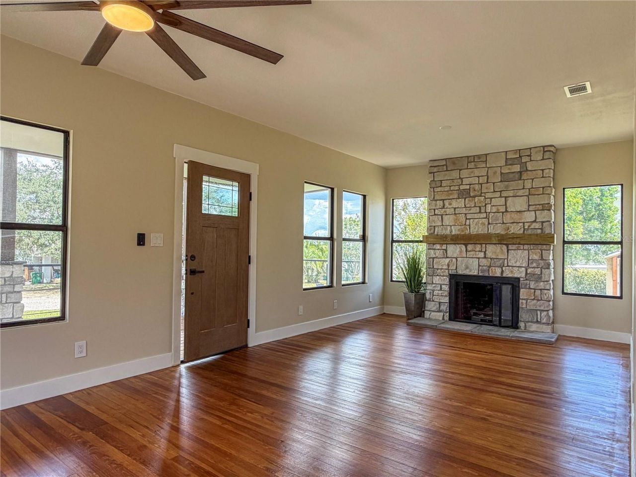 602 Edmund Avenue , Dundee, FL 33838 Photo