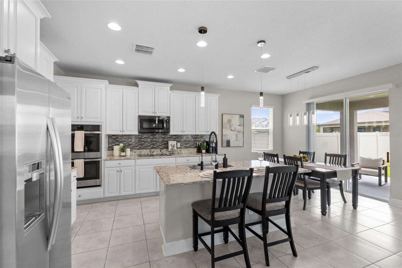 16159 Monterey Greens Circle, Tampa, FL 33647 Photo