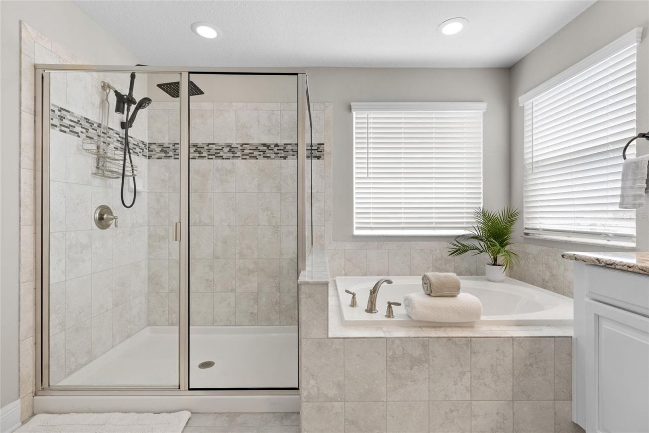 16159 Monterey Greens Circle, Tampa, FL 33647 Photo