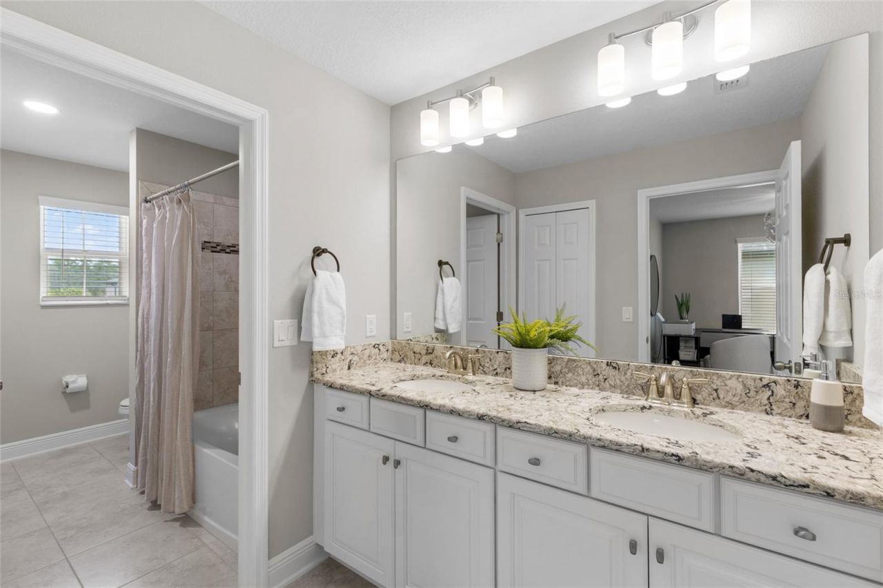 16159 Monterey Greens Circle, Tampa, FL 33647 Photo