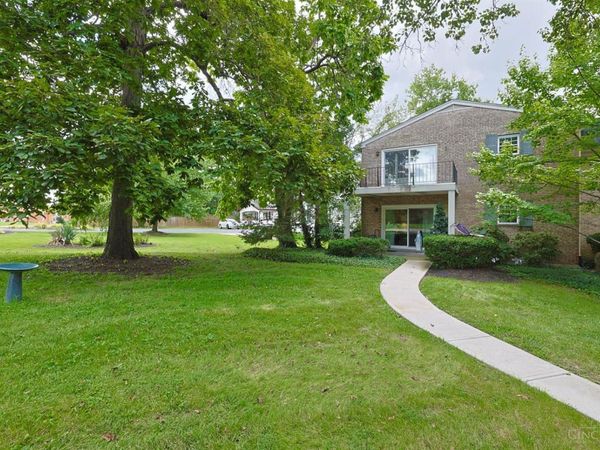 1816 Belle Meade Court, Unit 1, Cincinnati, OH 45230