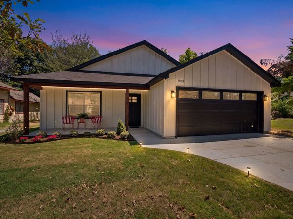 1008 N Sioux Avenue, Claremore, OK 74017