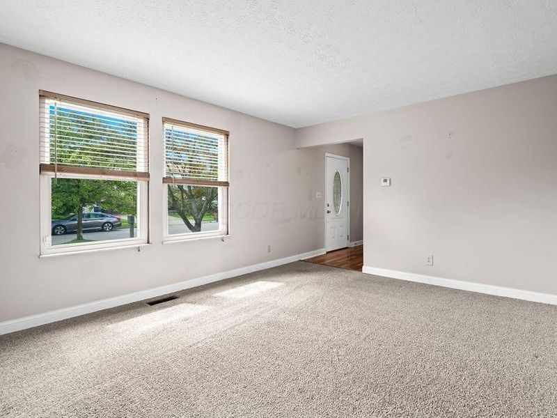 2116 Firestone Street, Columbus, OH 43228 Photo 13