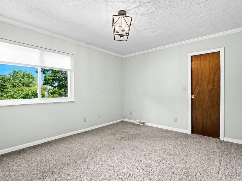 2116 Firestone Street, Columbus, OH 43228 Photo 18