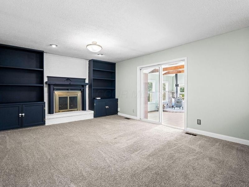 2116 Firestone Street, Columbus, OH 43228 Photo 7