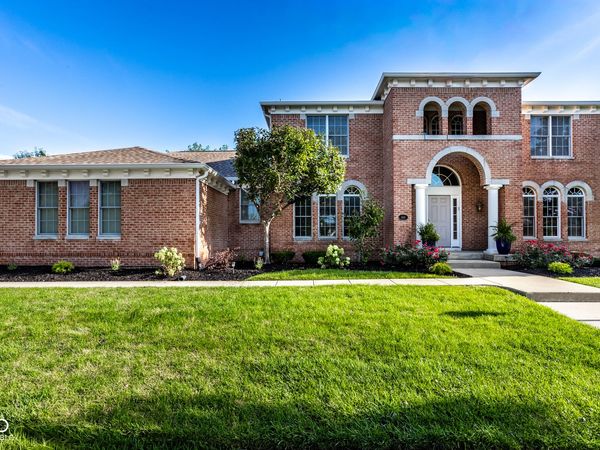 1826 Fairmount Street , Carmel, IN 46032