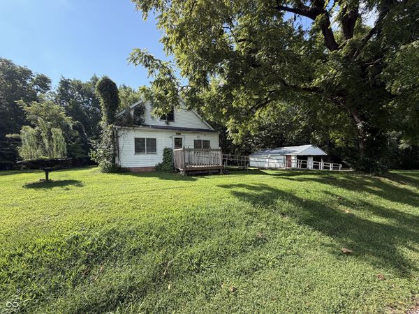 5226 S Slaven Road, Montezuma, IN 47862