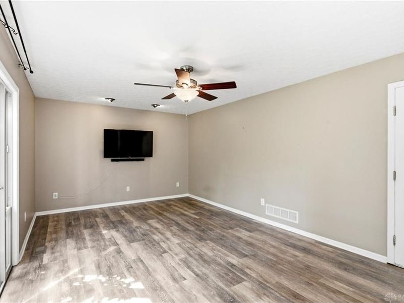 4258 Brickwood Drive, Hilliard, OH 43026 Photo 10
