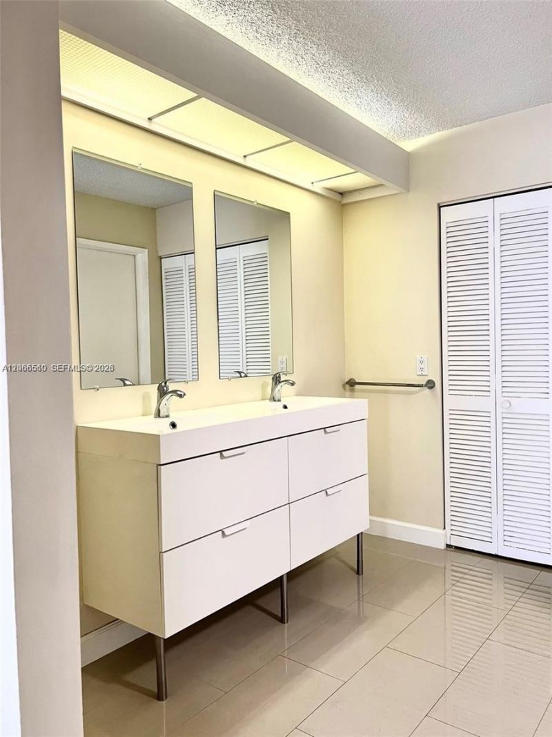 8830 SW 123rd Ct , Unit I303, Miami, FL 33186 Photo