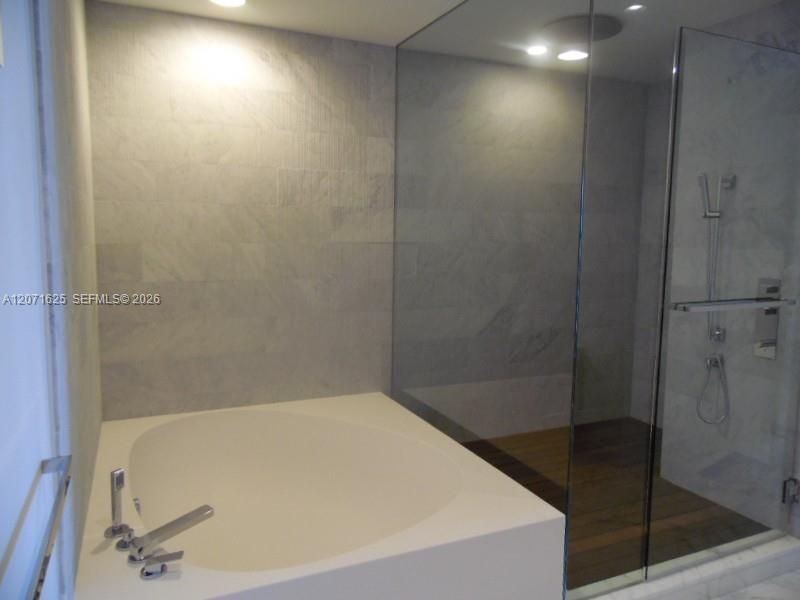 10201 Collins Ave , Unit 805, Bal Harbour, FL 33154 Photo
