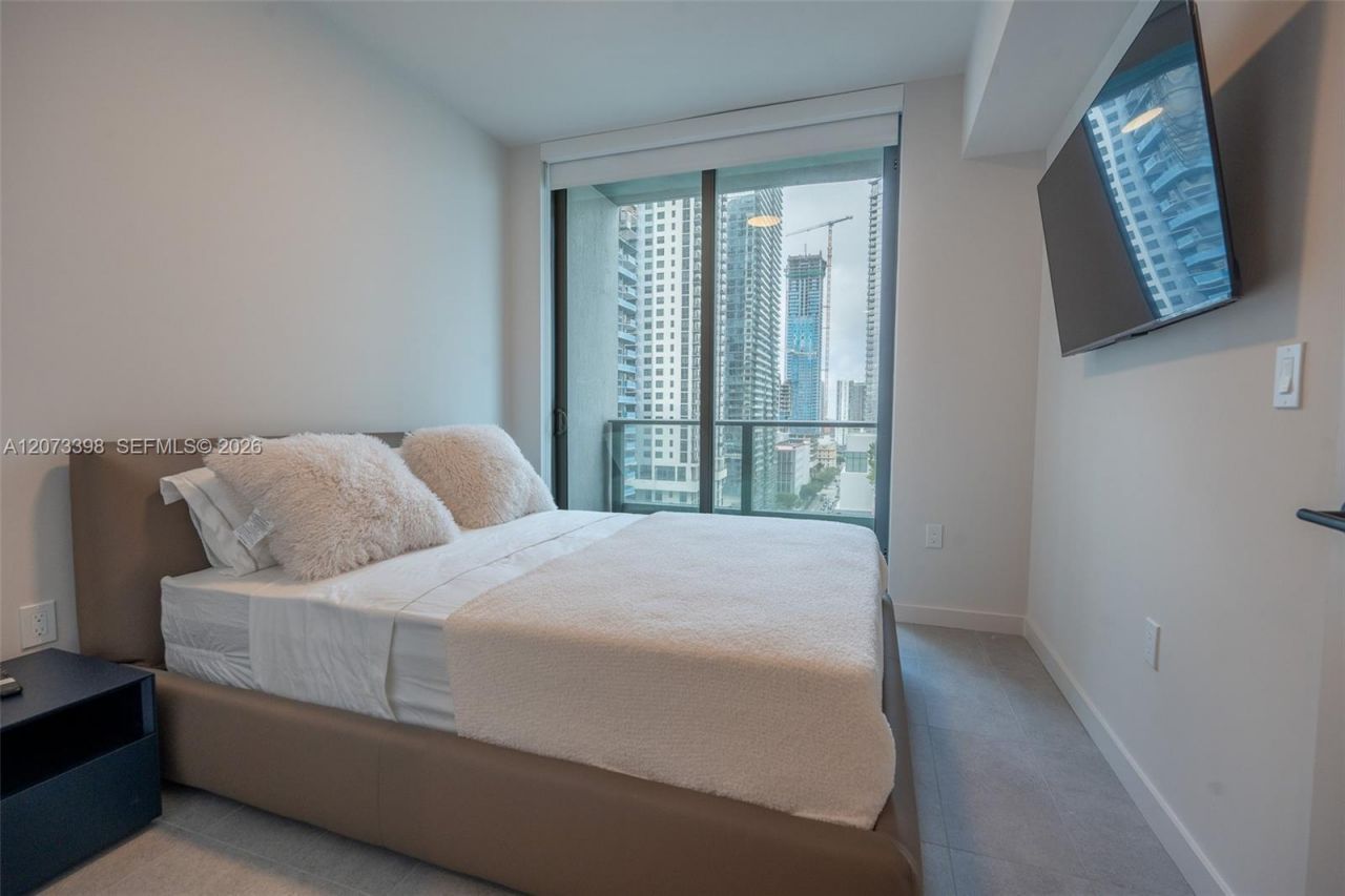 121 NE 5th St, Unit 1710, Miami, FL 33132 Photo