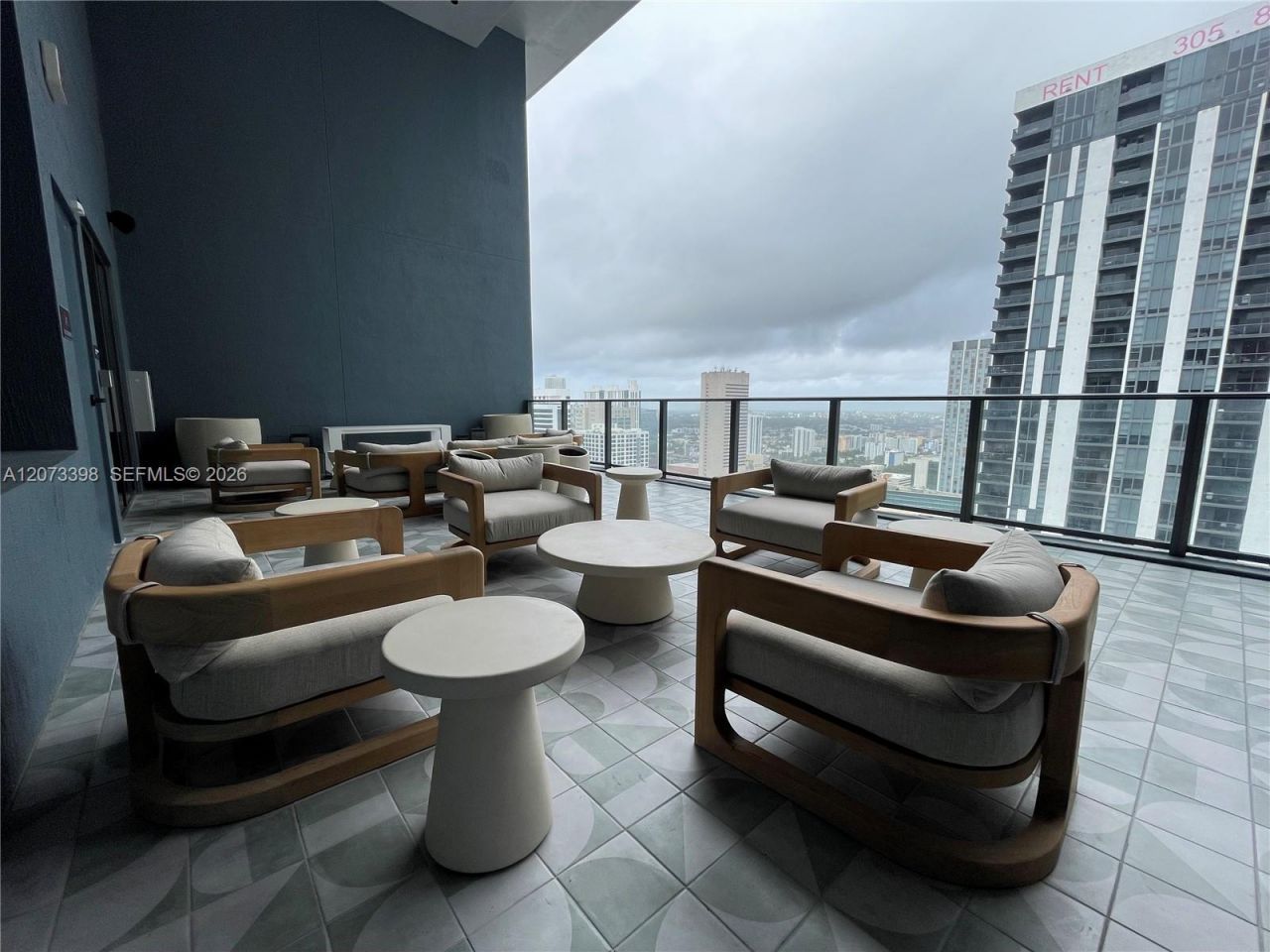 121 NE 5th St, Unit 1710, Miami, FL 33132 Photo