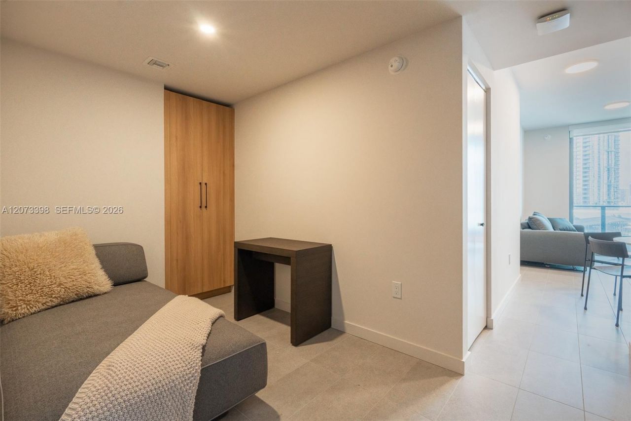 121 NE 5th St, Unit 1710, Miami, FL 33132 Photo