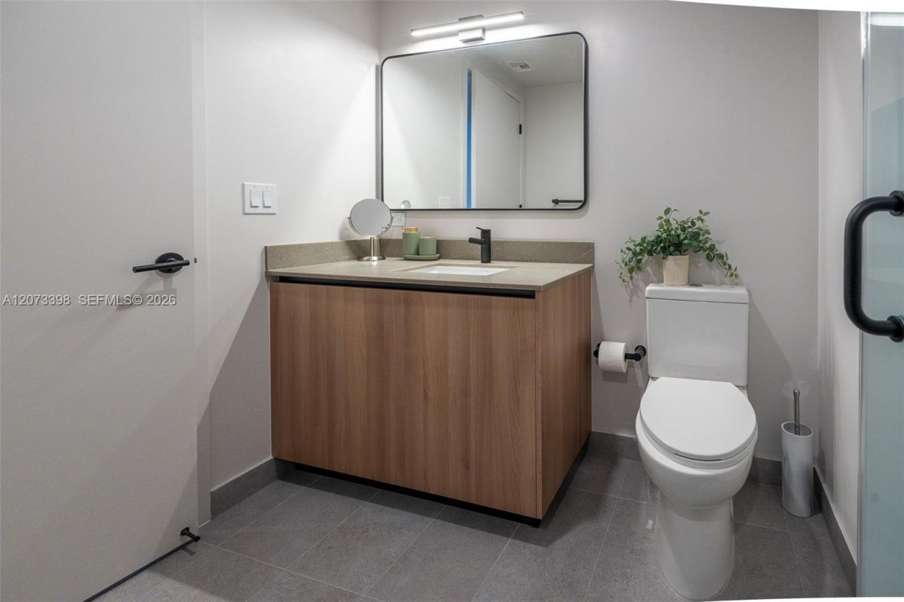 121 NE 5th St, Unit 1710, Miami, FL 33132 Photo
