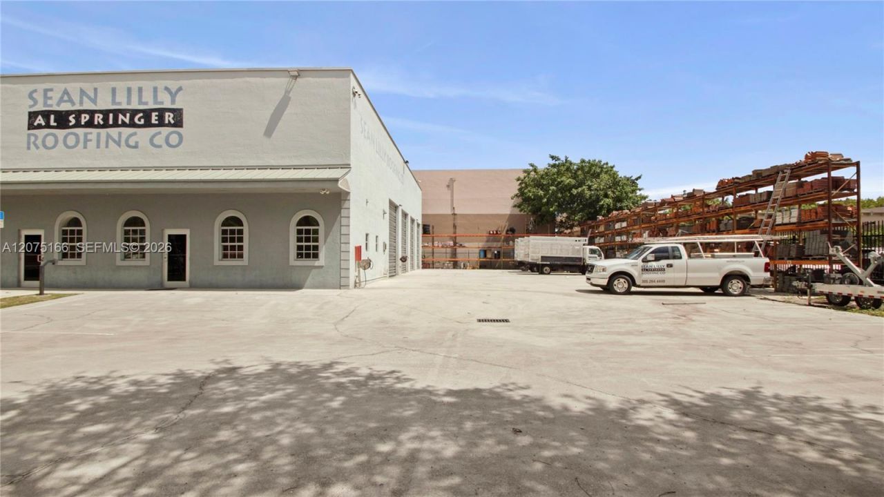 14701 SW 137th St , Miami, FL 33196 Photo