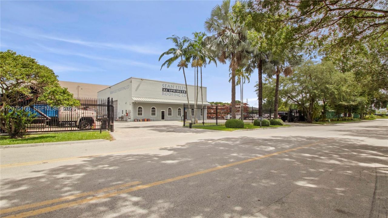 14701 SW 137th St , Miami, FL 33196 Photo