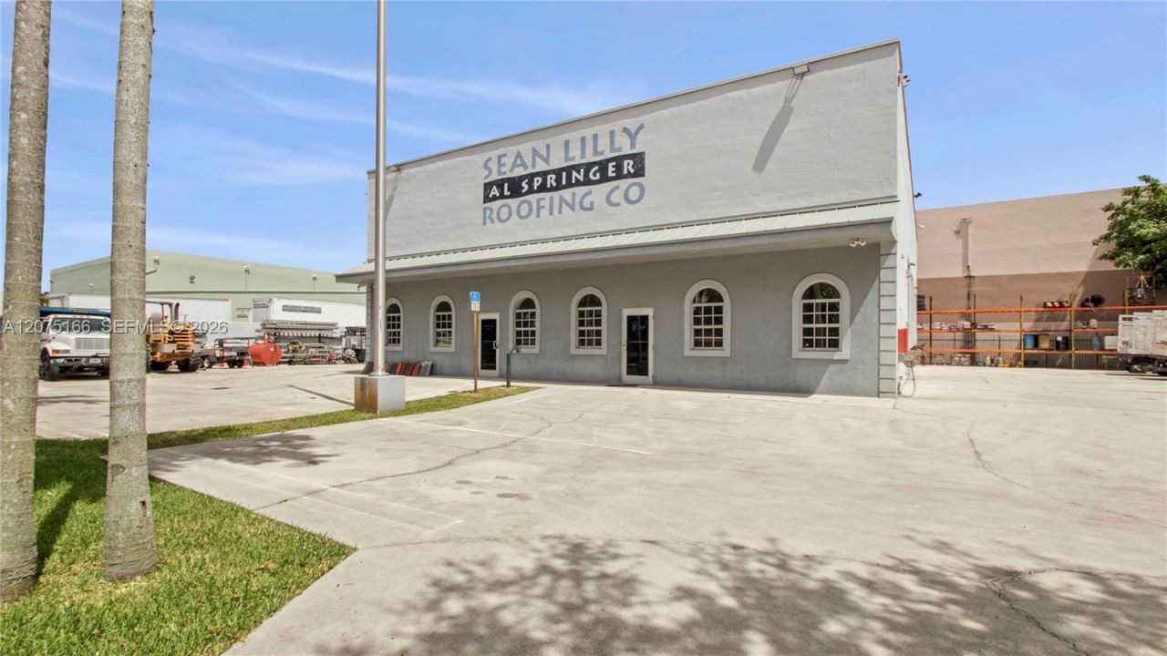 14701 SW 137th St , Miami, FL 33196 Photo