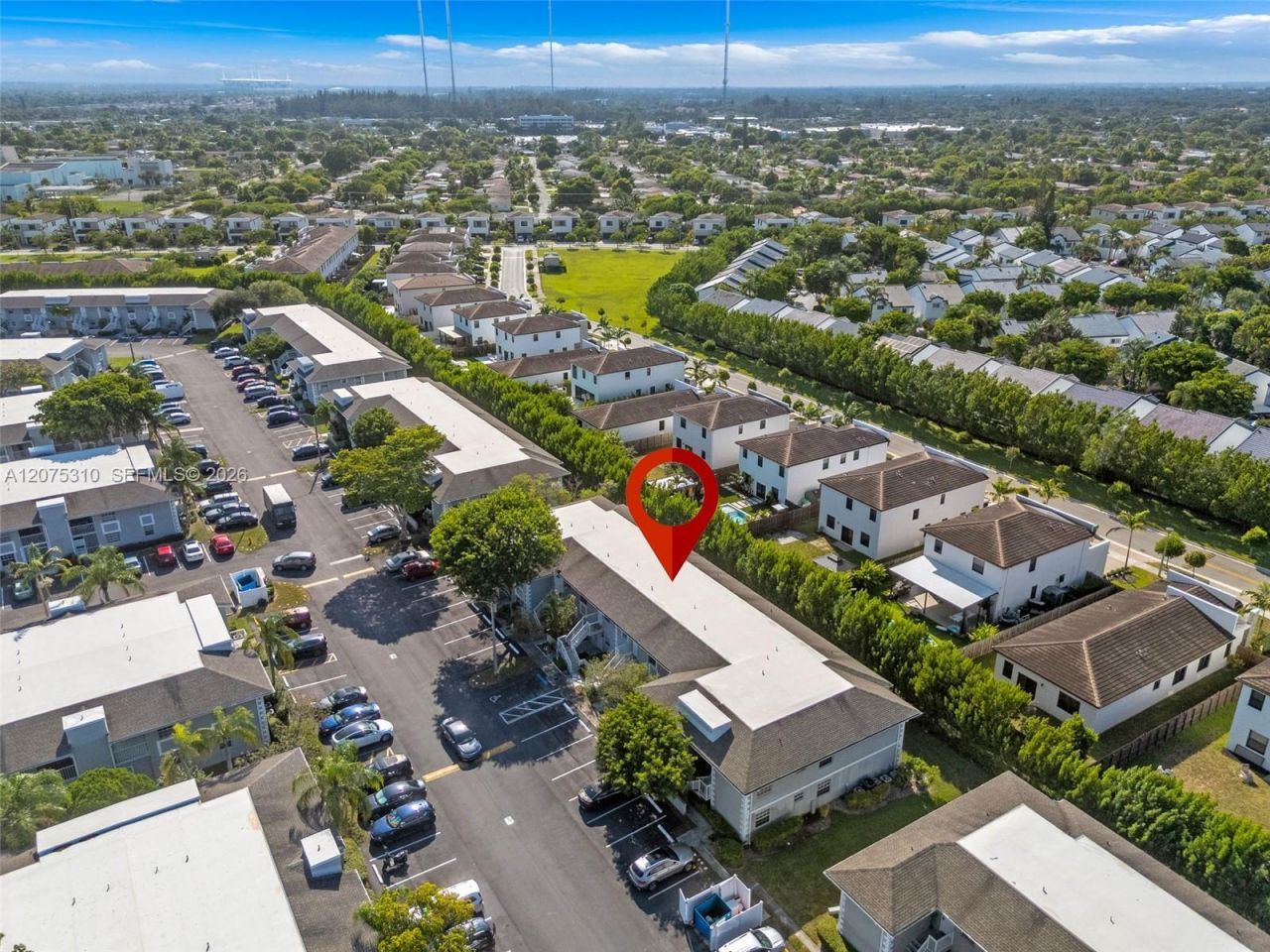 426 NE 210th Cir Ter , Unit 103-2, Miami, FL 33179 Photo