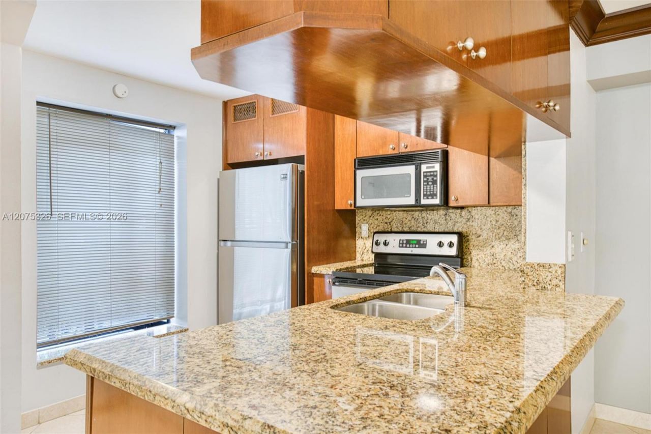 709 Gardens Dr , Unit 101, Pompano Beach, FL 33069 Photo
