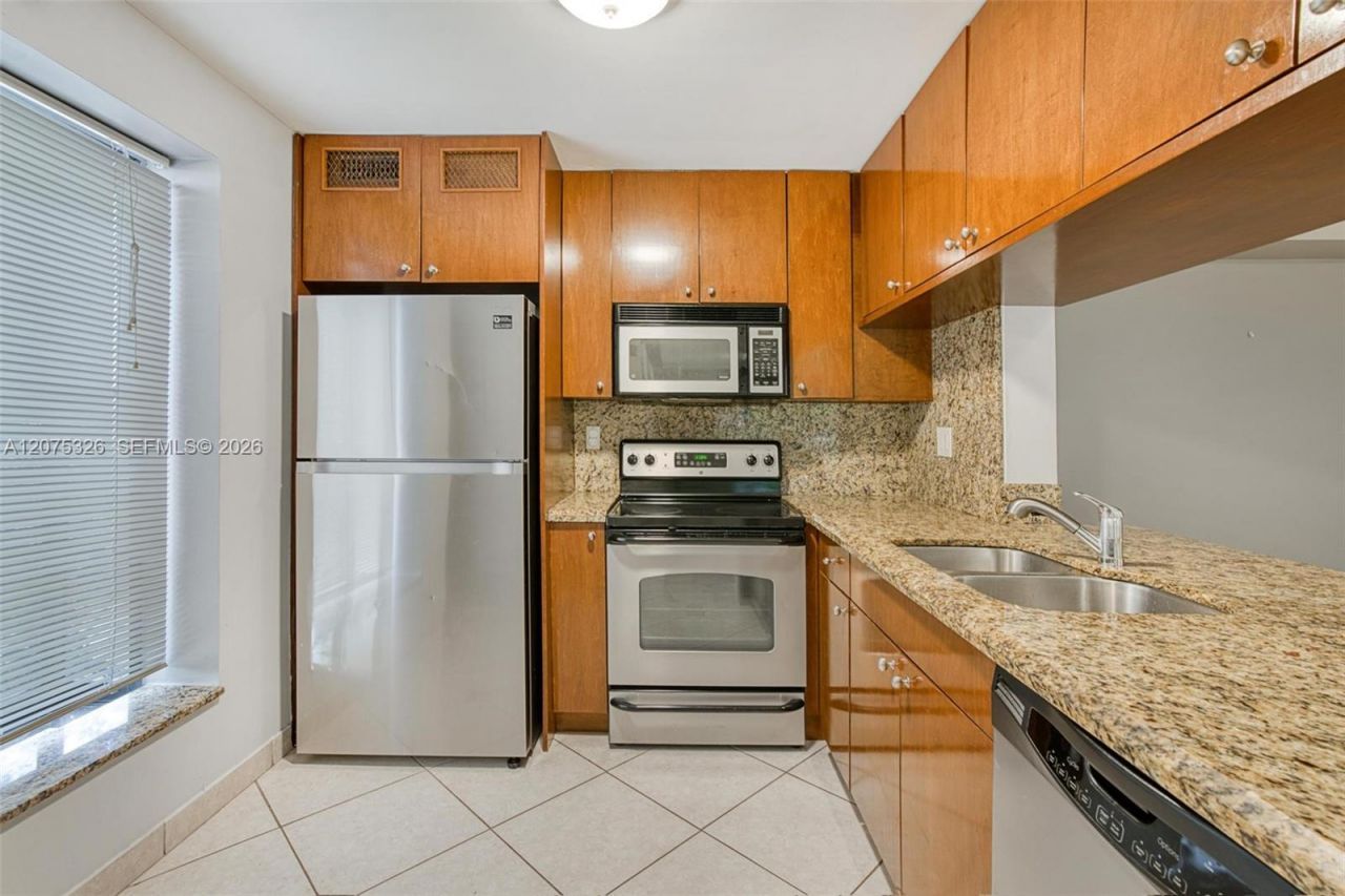 709 Gardens Dr , Unit 101, Pompano Beach, FL 33069 Photo