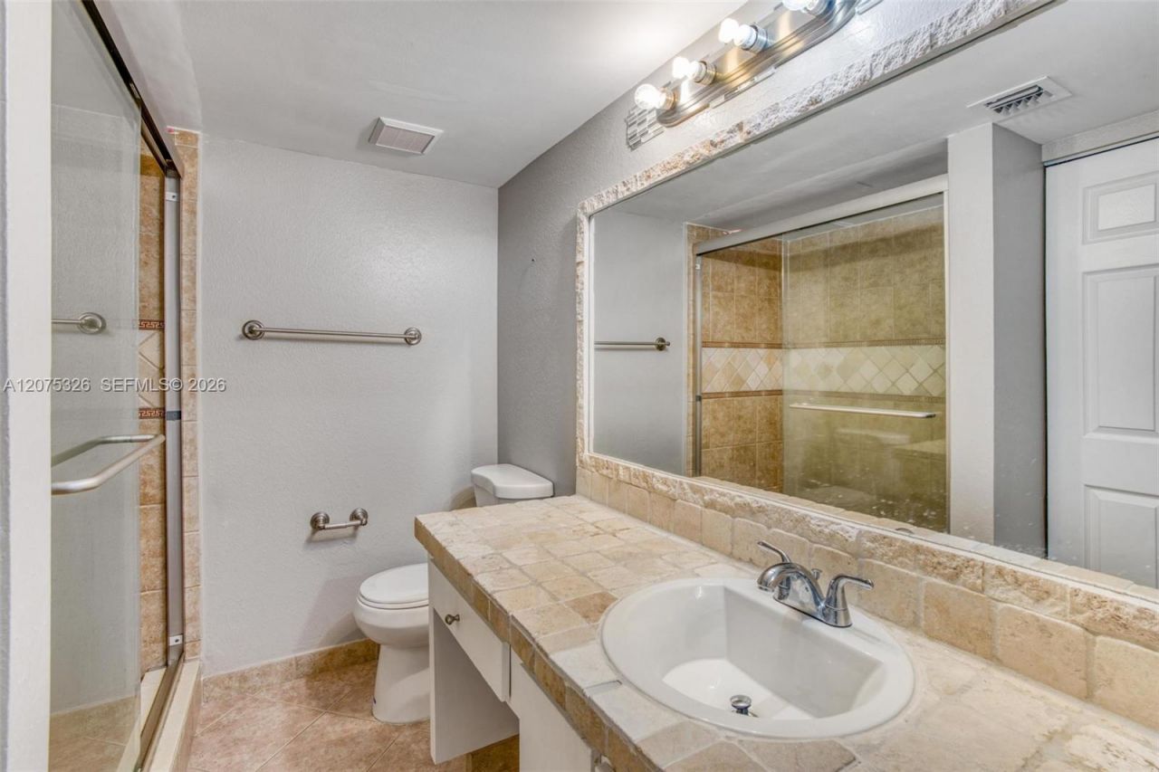 709 Gardens Dr , Unit 101, Pompano Beach, FL 33069 Photo