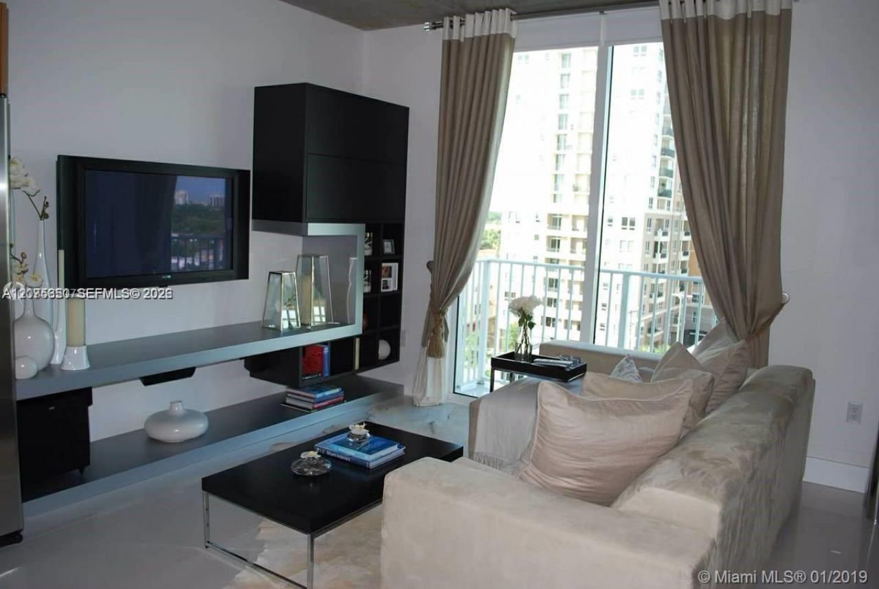 3180 SW 22nd Ter , Unit 707, Miami, FL 33145 Photo