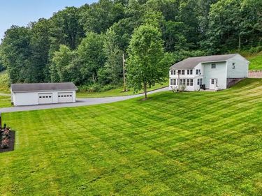542 HONEYMOON TRAIL ROAD, LYKENS, PA 17048