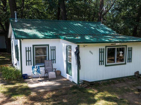 7521 John R Court, Lake, MI 48632