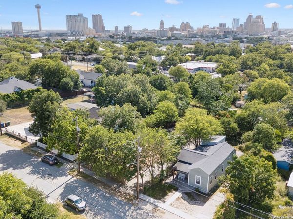 1121 N Olive Street, San Antonio, TX 78202
