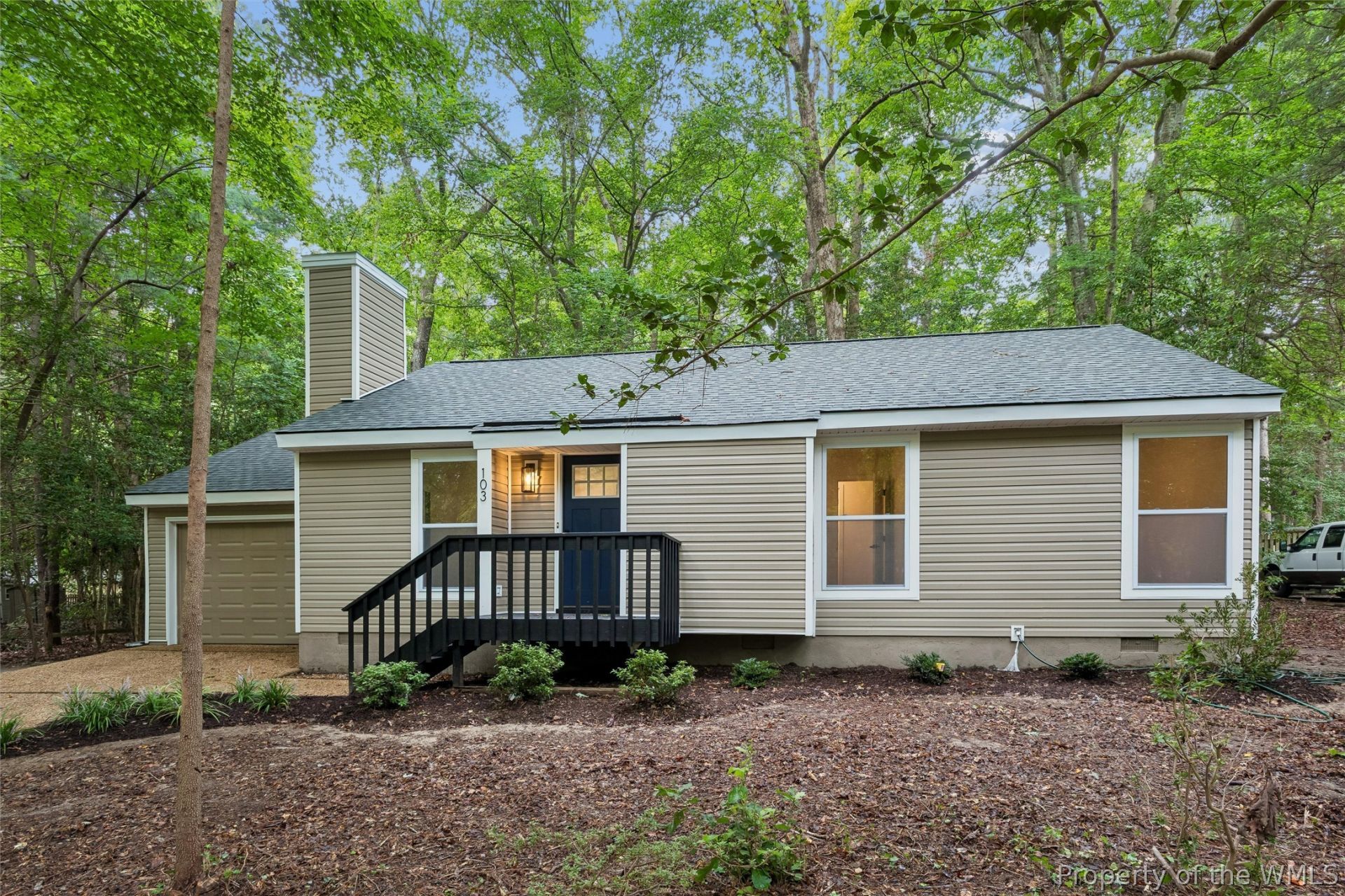 103 Winter E, Williamsburg, VA 23188 Main Photo