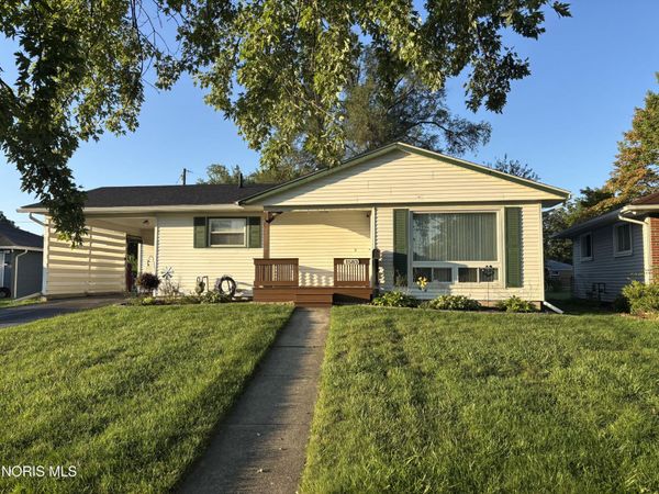 1583 Bradmore Drive , Toledo, OH 43612
