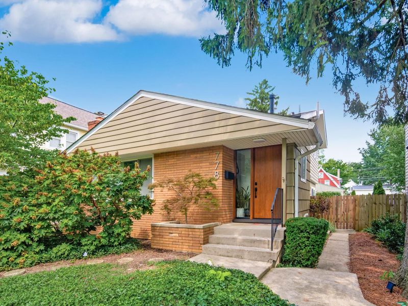 778 S Cassingham Road, Columbus, OH 43209 Photo 2