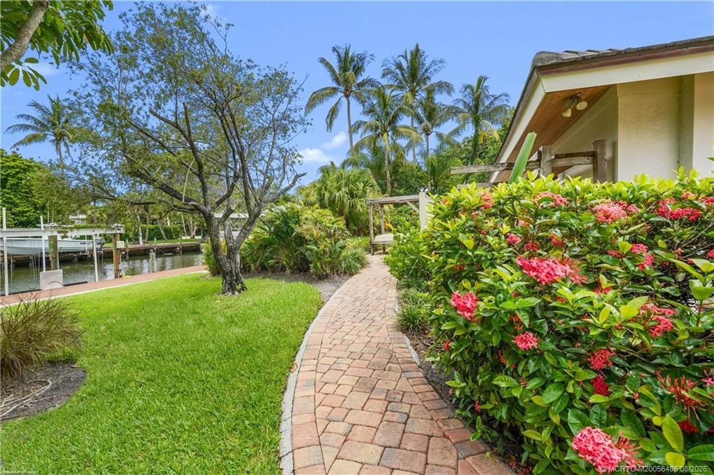 2 Island Road , Sewalls Point, FL 34996 Photo