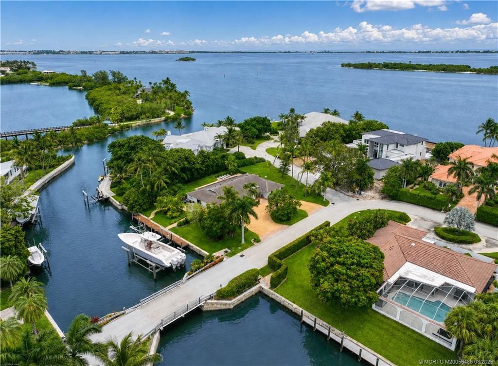 2 Island Road , Sewalls Point, FL 34996 Photo