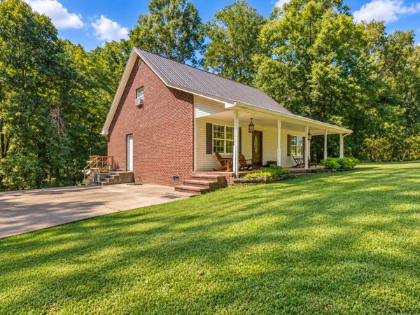 7061 E Plunders Creek Rd, Dickson, TN 37055