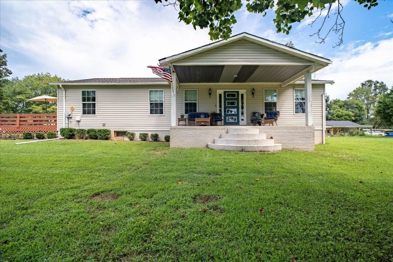 527 Clax Branch Rd , Loretto, TN 38469 Main Photo